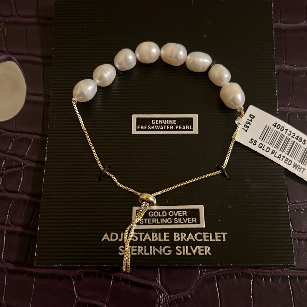 NWT Genuine Fresh water Pearl bracelet. Adjustable. Sterling Silver